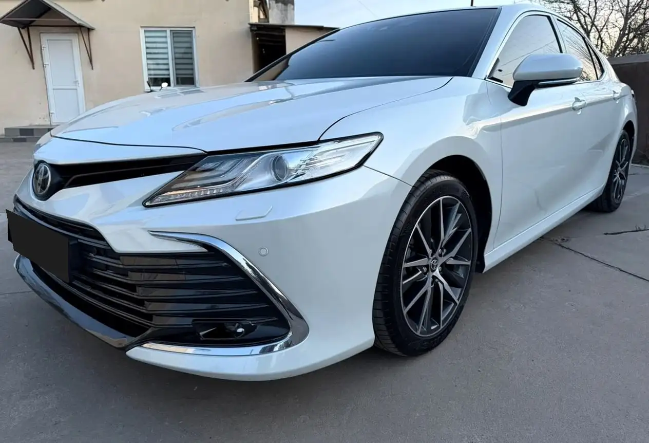 Toyota Camry 2021 - Авто в Магнитогорск