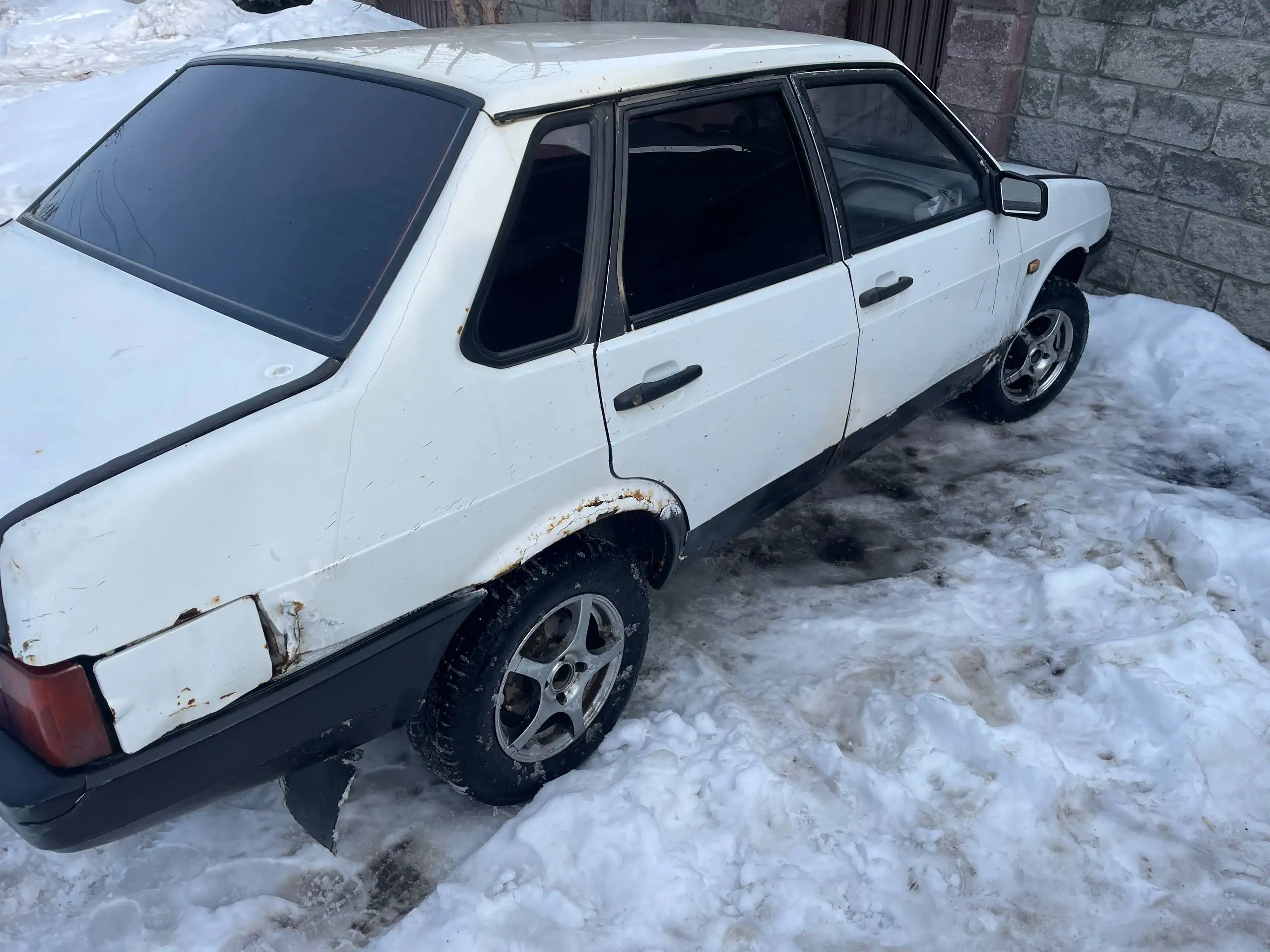 Продажа запчастей для автомобиля - Запчасти в Магнитогорск