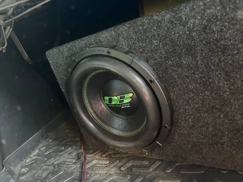 Саб дБ 272 на 1500 киловатта - Смартфоны в Магнитогорск