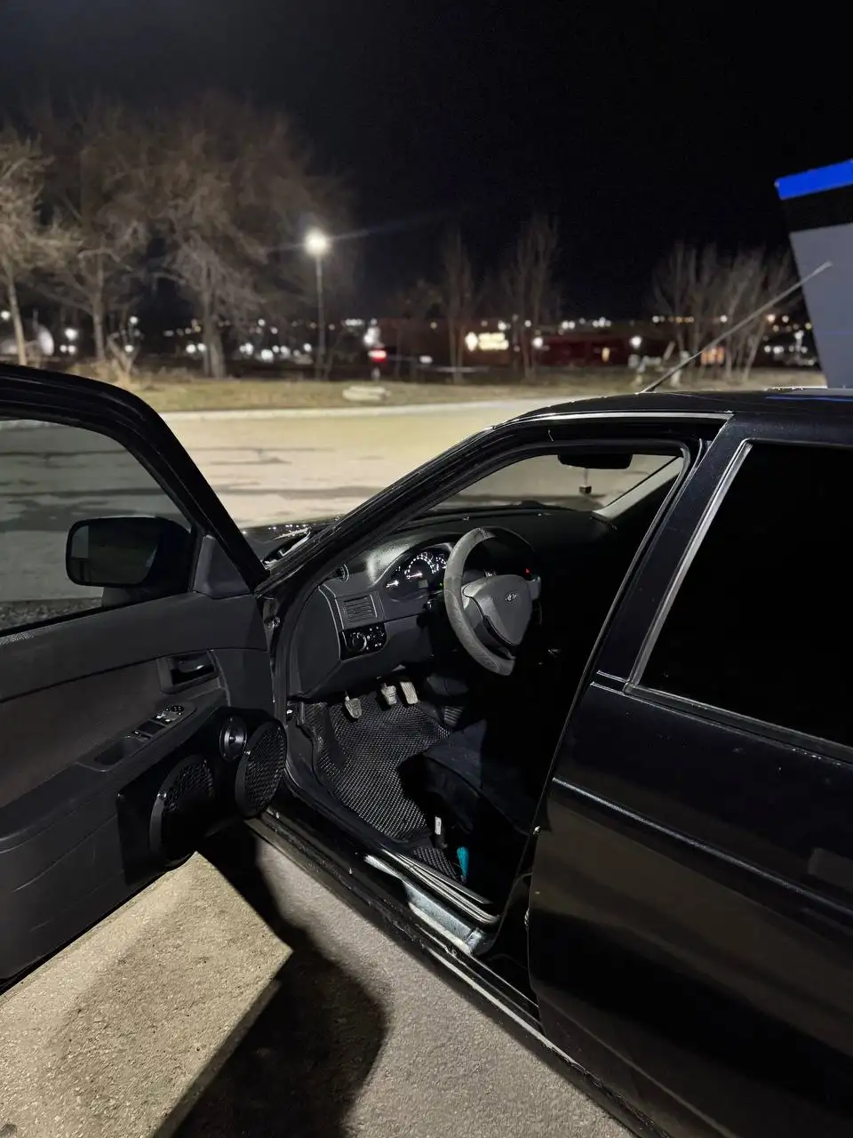 Продам Ладу Приору в отличном состоянии - Легковые автомобили (Авто) в Магнитогорск