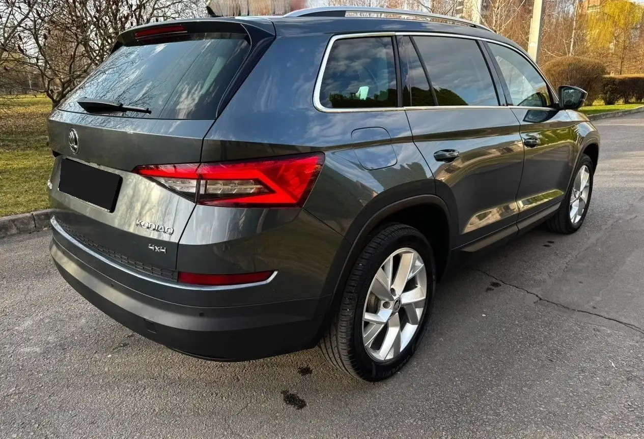Skoda Kodiaq 2018 года с дизельным двигателем 2.0 л и полным приводом - Кроссоверы/Внедорожники (Авто) в Магнитогорск