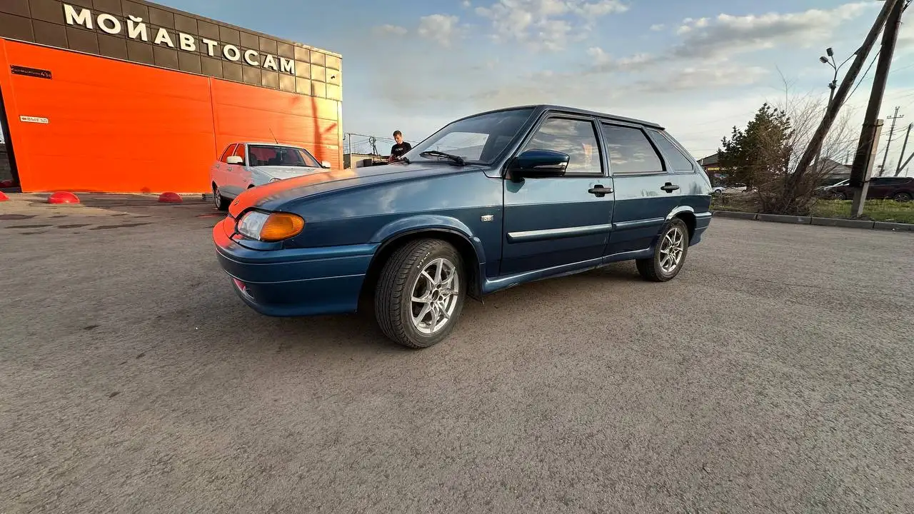 Продажа двух автомобилей Lada Priora и Lada 2114 - Легковые автомобили (Авто) в Магнитогорск