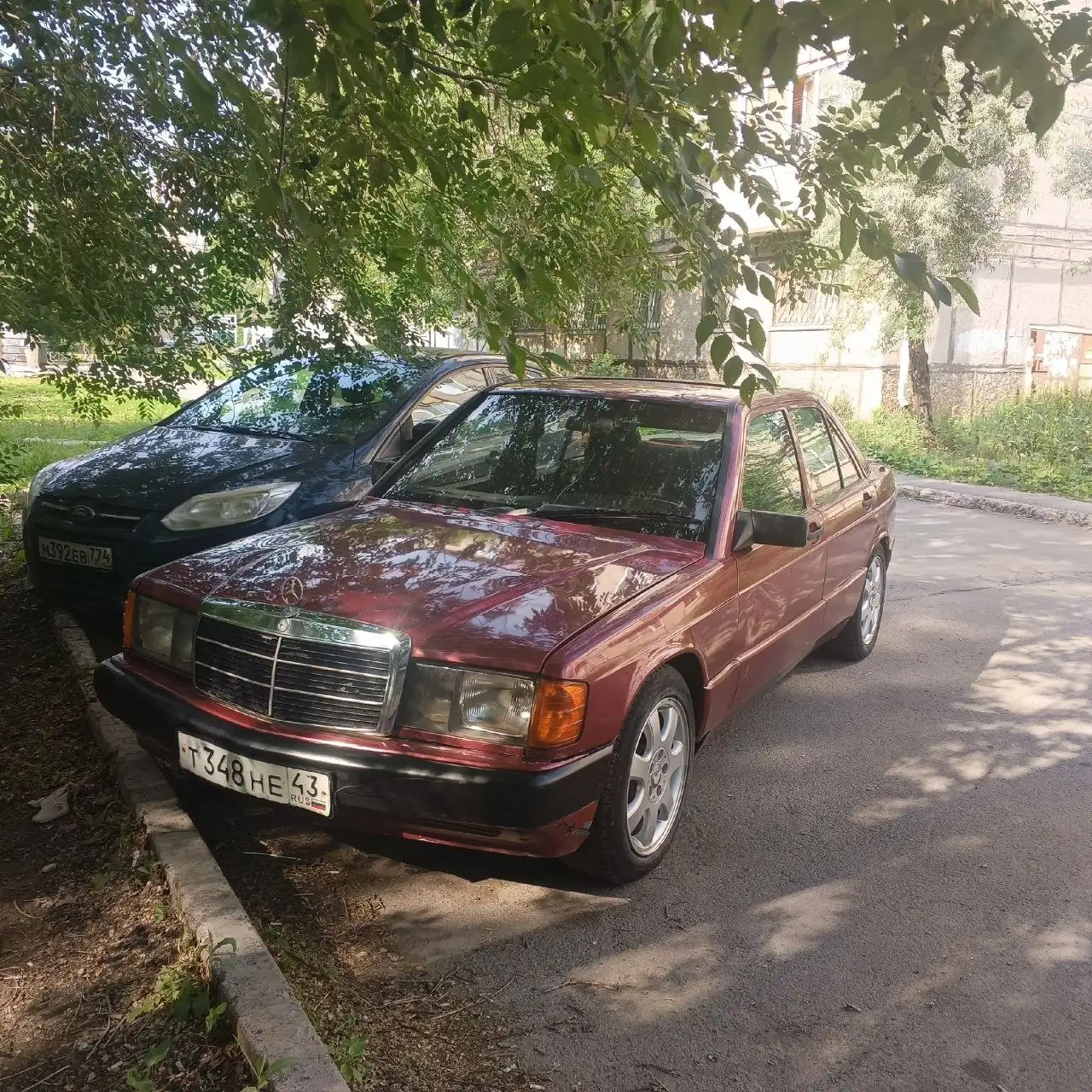 Mercedes-Benz W201 (бордовый) - Легковые автомобили (Авто) в Магнитогорск