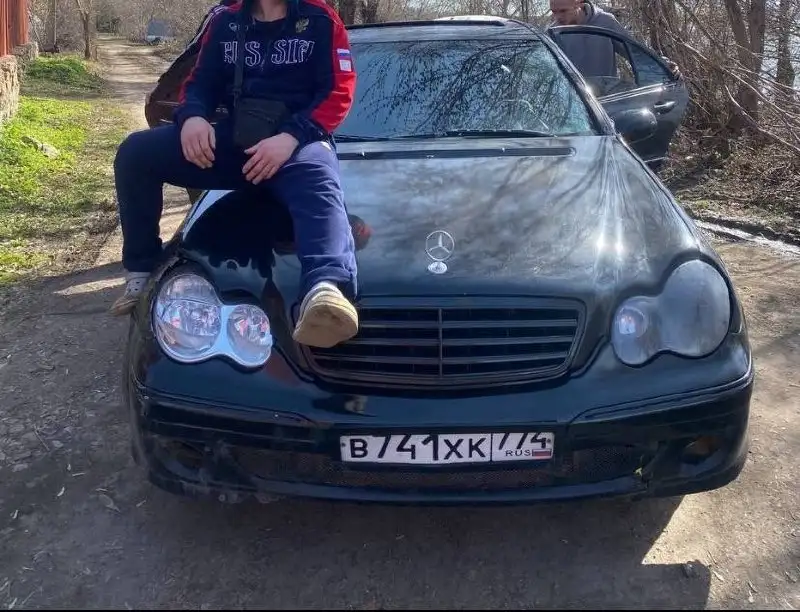 Mercedes-Benz C-класса Avantgarde 2004 - Авто в Магнитогорск