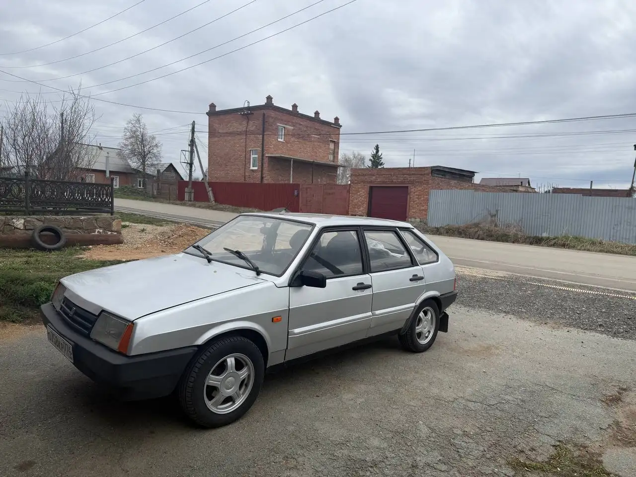 Автомобиль 2002 года в хорошем состоянии - Легковые автомобили (Авто) в Магнитогорск