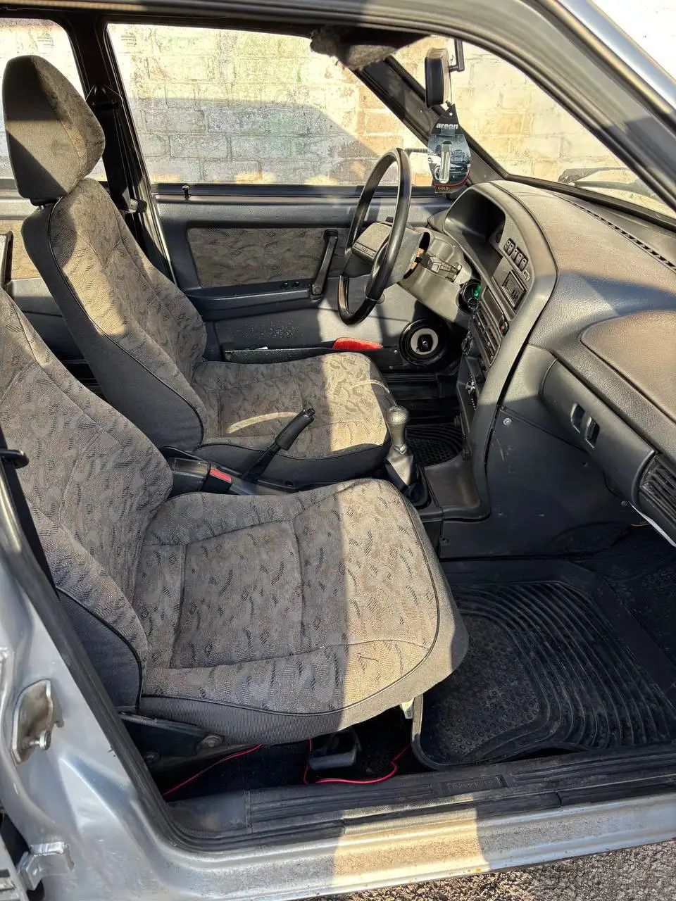 Автомобиль 2002 года в хорошем состоянии - Легковые автомобили (Авто) в Магнитогорск
