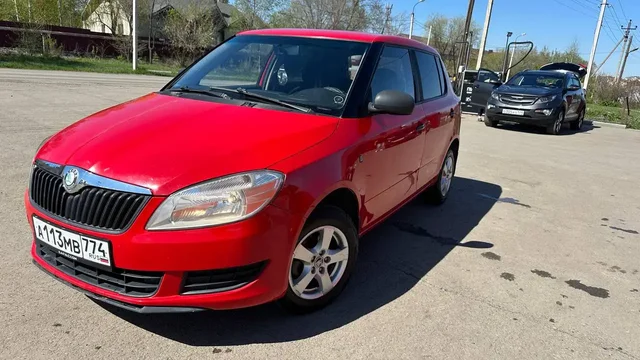 Skoda Fabia 1.2л 2010г. - Легковые автомобили в Магнитогорск