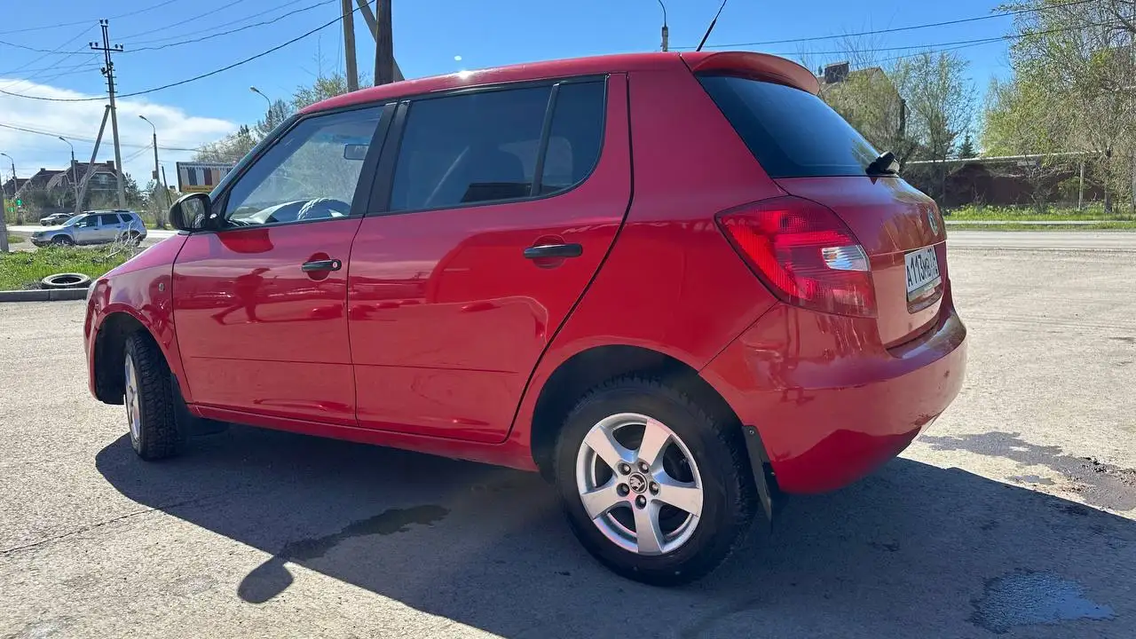 Skoda Fabia 1.2л 2010г. - Легковые автомобили (Авто) в Магнитогорск
