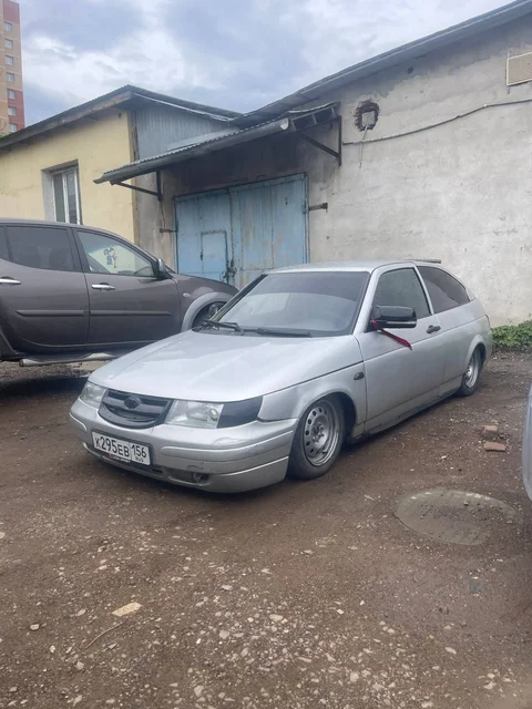 ВАЗ 2112 купе 2008 года в Оренбурге - Lexus ES в Оренбург