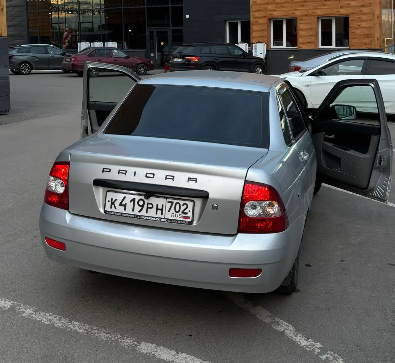Продажа Лада Приора Седан 2010 - Легковые автомобили (Авто) в Магнитогорск