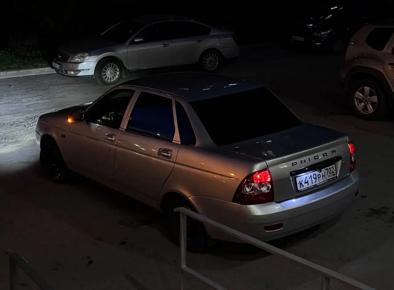 Продажа Лада Приора Седан 2010 - Легковые автомобили (Авто) в Магнитогорск