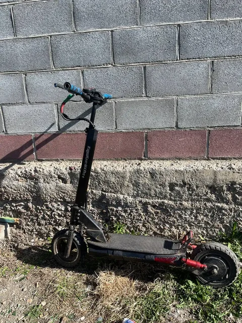 Продам самокат Kugo M4 Pro - частное объявление в Магнитогорск