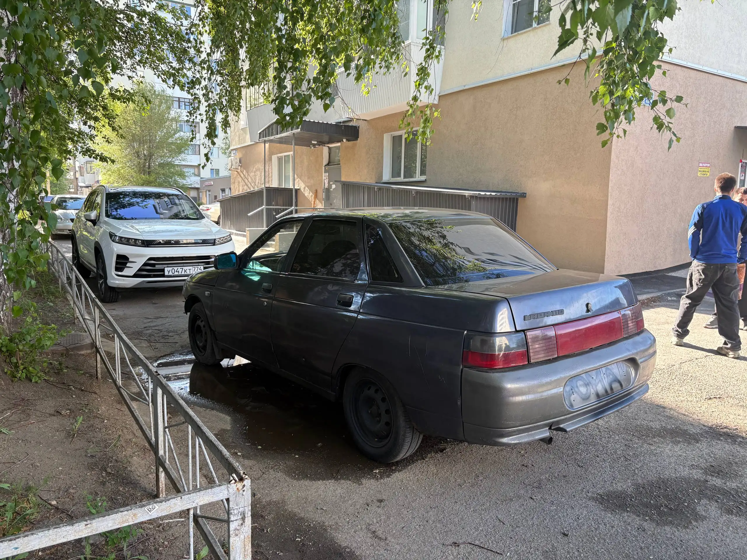 Продам/обменяю фару, бампер - Кузовные запчасти (Авто) в Магнитогорск