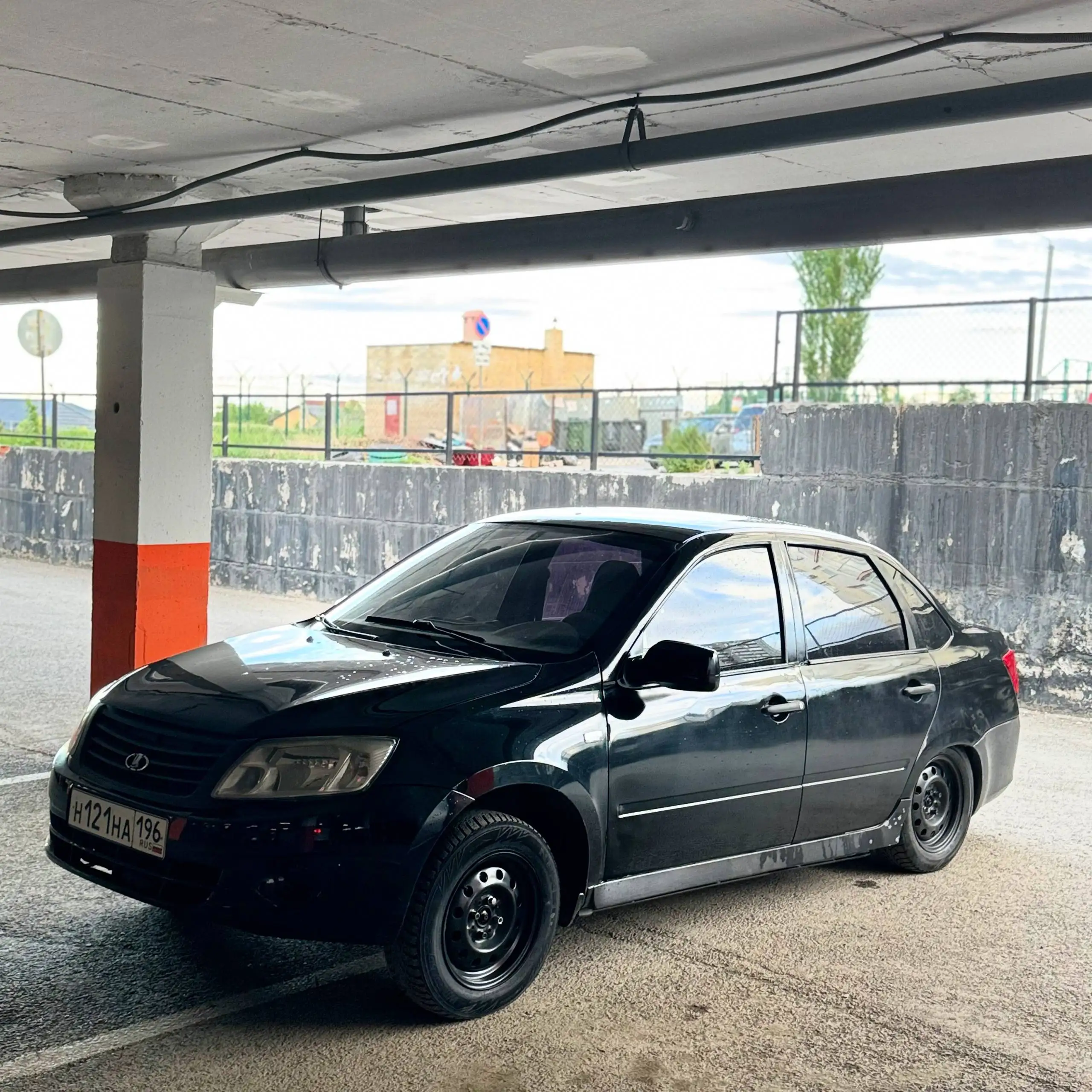 Лада Гранта 2013 - Легковые автомобили (Авто) в Магнитогорск