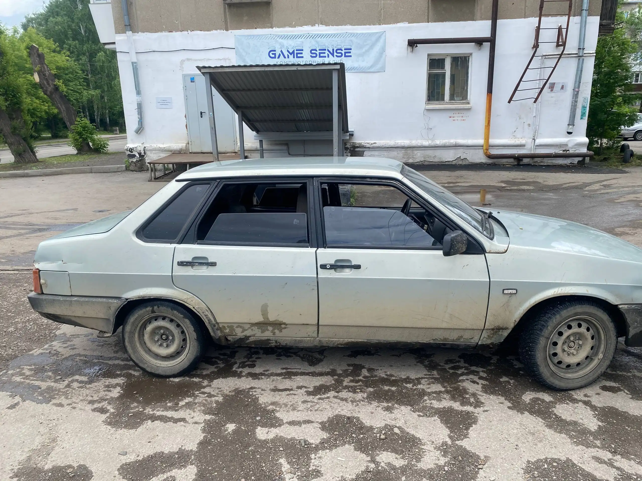 Audi 99 в хорошем состоянии - Легковые автомобили (Авто) в Магнитогорск