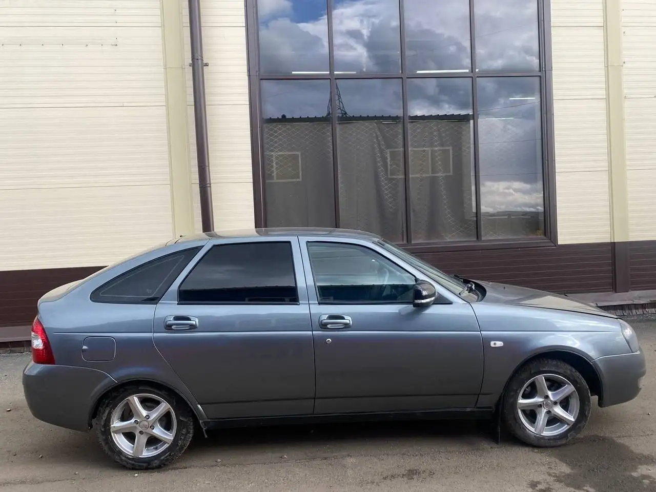 Продажа Лада Приора 2010 - Легковые автомобили (Авто) в Магнитогорск