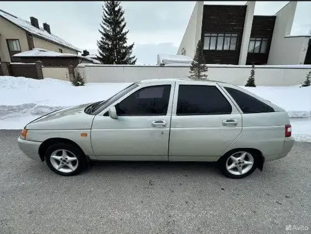 BMW 5 Series 2001 - Электроника для авто в Магнитогорск