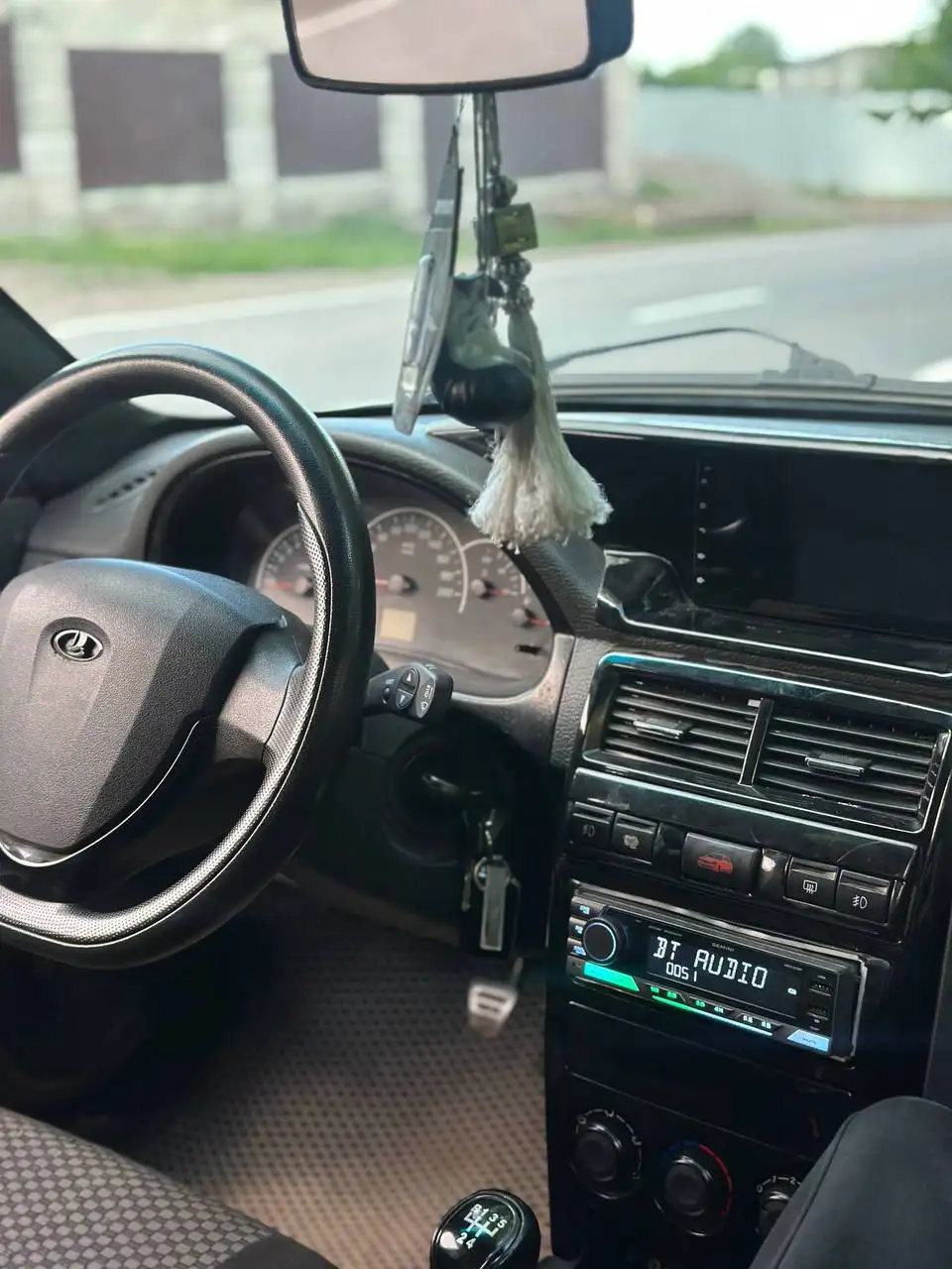 Продажа LADA Priora 2011 года - Легковые автомобили (Авто) в Магнитогорск