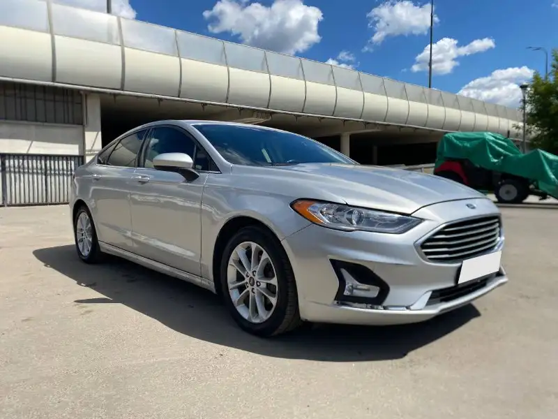 Ford Fusion 2019, 1.5 AT (184 л.с.), передний привод - Ford (Авто) в Москва
