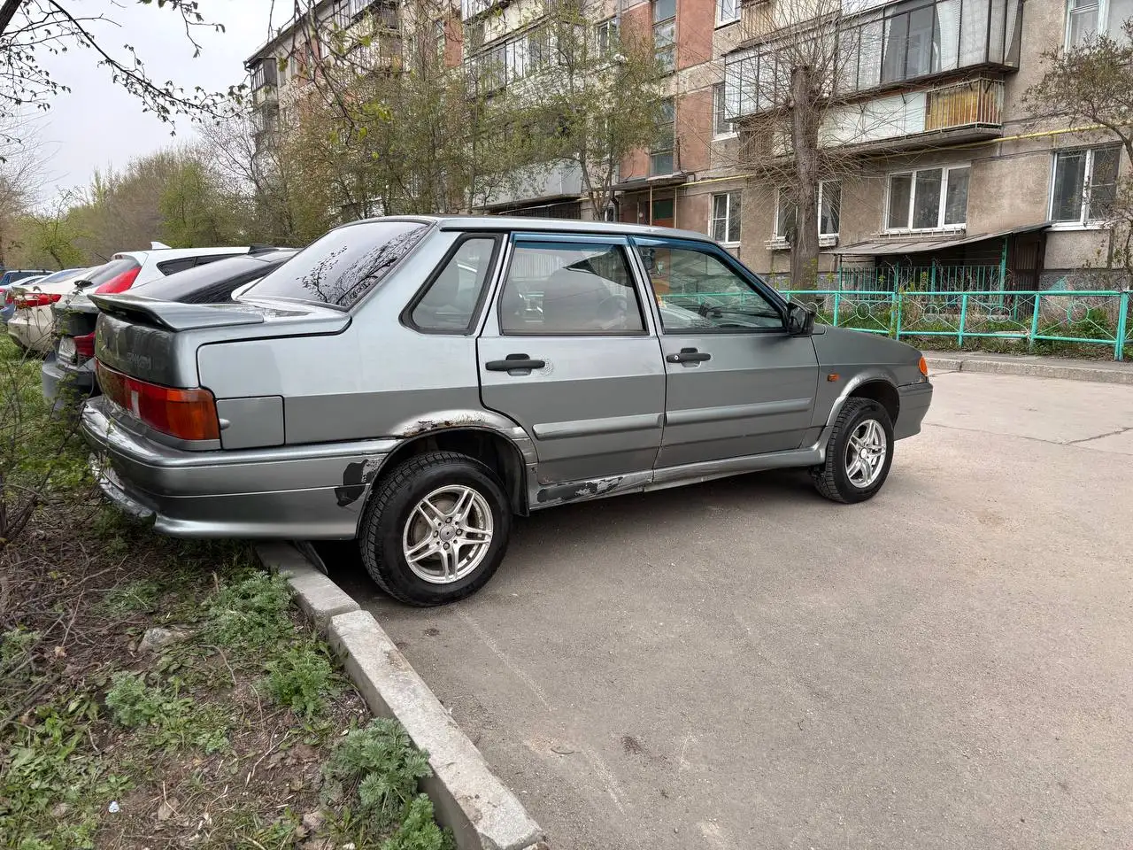 Volkswagen Golf 2010 - Авто в Магнитогорск
