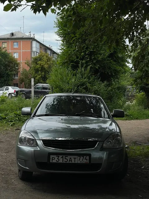 Lada Priora 2012 - Авто в Магнитогорск