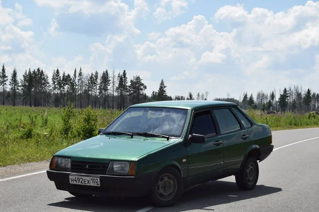 Продажа/обмен ВАЗ 2199 2000 года - Легковые автомобили в Магнитогорск