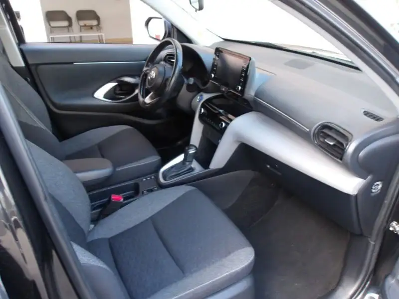 Toyota Yaris Cross 1.5h Business HEV - Легковые автомобили (Авто) в Магнитогорск