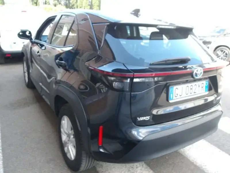 Toyota Yaris Cross 1.5h Business HEV - Легковые автомобили (Авто) в Магнитогорск
