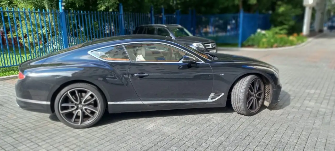 Bentley Continental GT 3 поколение 2020 - Легковые автомобили (Авто) в Москва