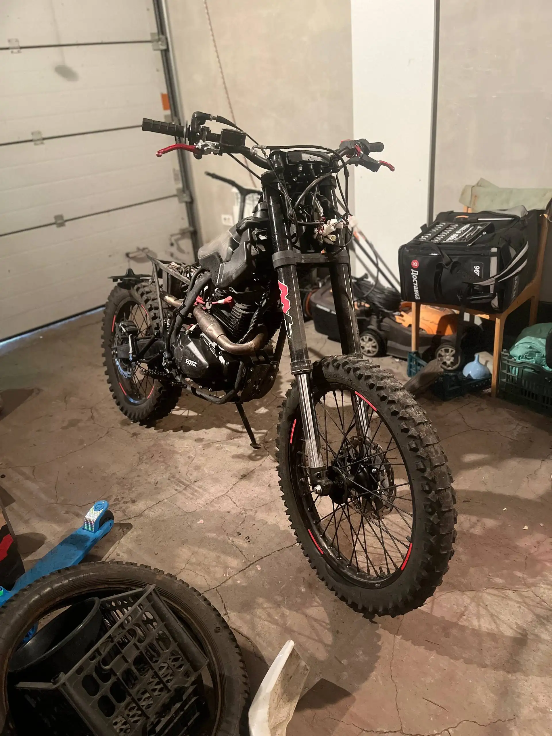 Продам авто, 185к, родные колеса впридачу - Авто в Магнитогорск