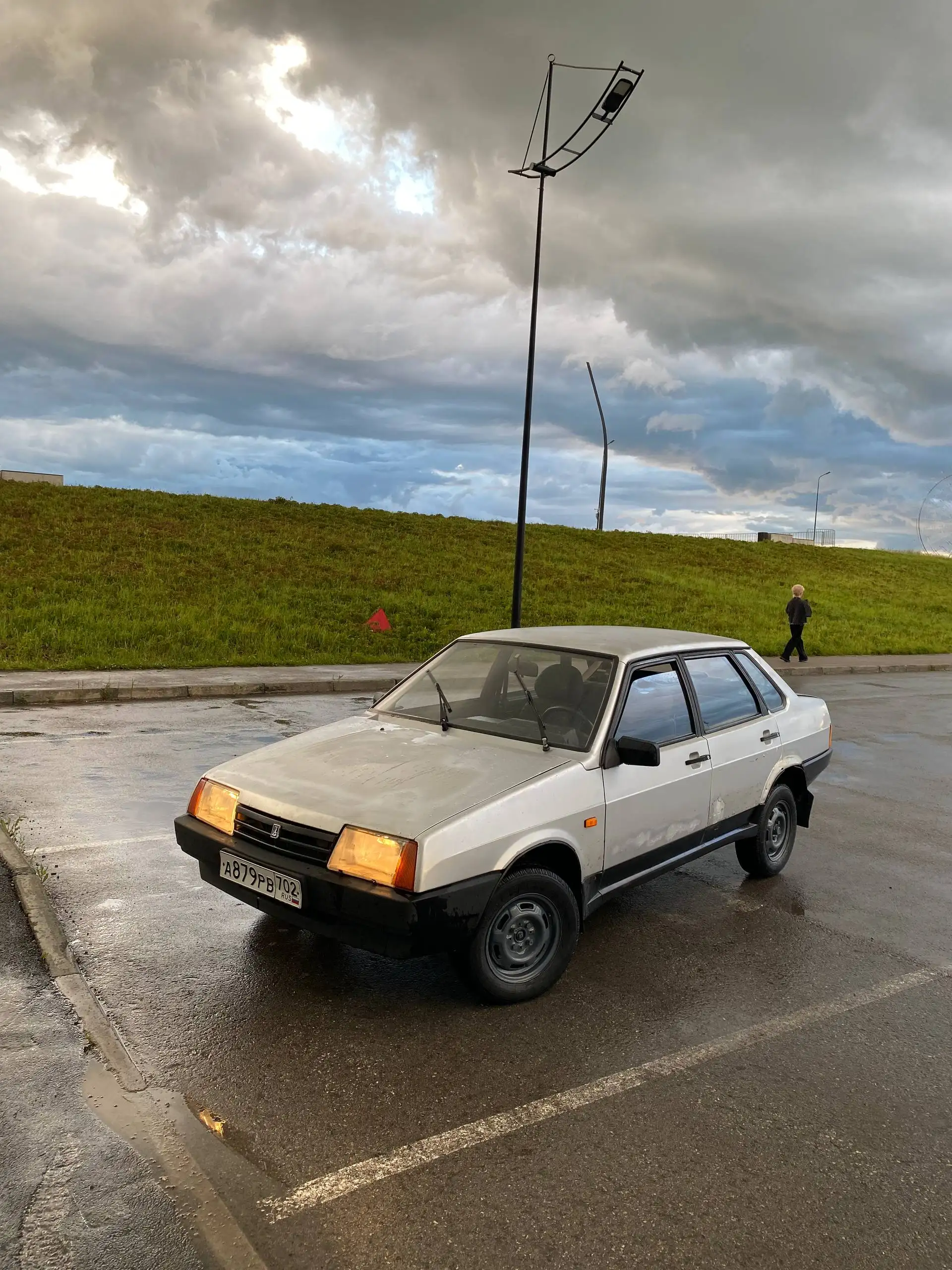 Продажа авто 2002 года - Авто в Магнитогорск