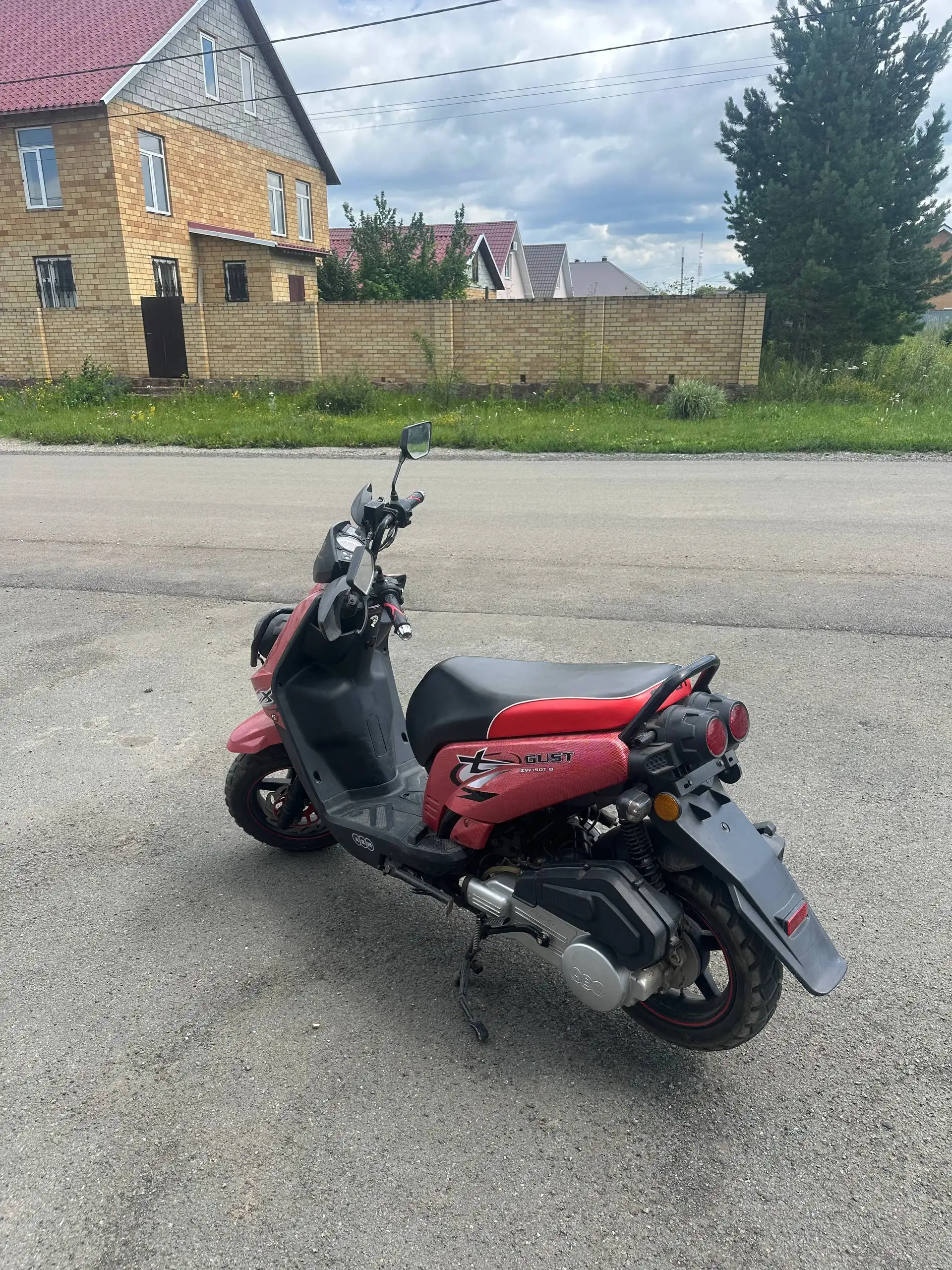 Продам скутер - Скутеры (Авто) в Магнитогорск