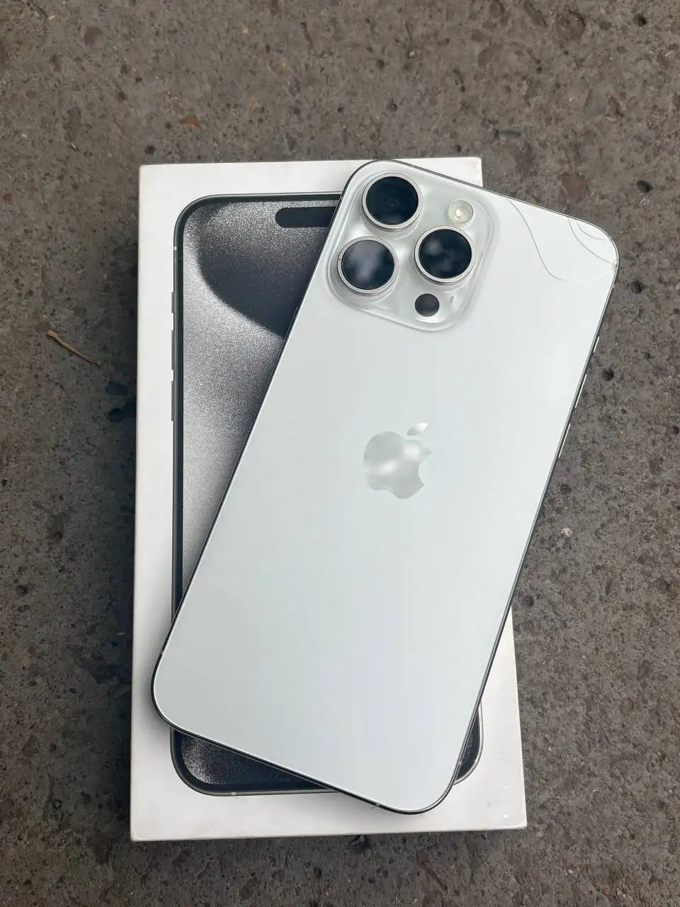 Продам iPhone 15 Pro Max 512GB с повреждениями - Смартфоны (Электроника) в Магнитогорск