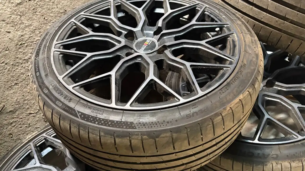 Продам колеса R17 с резиной (215/40/17) от Lancer 9 - Колеса и шины (Авто) в Магнитогорск