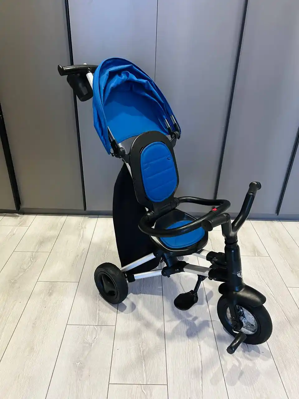 Продам велосипед трехколесный складной