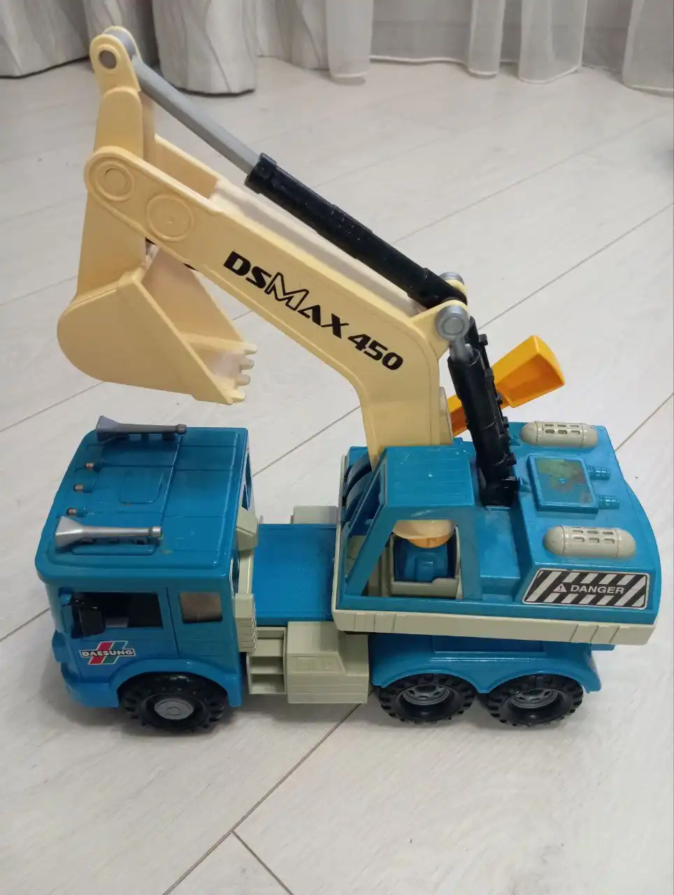 Продажа игрушек Daesung