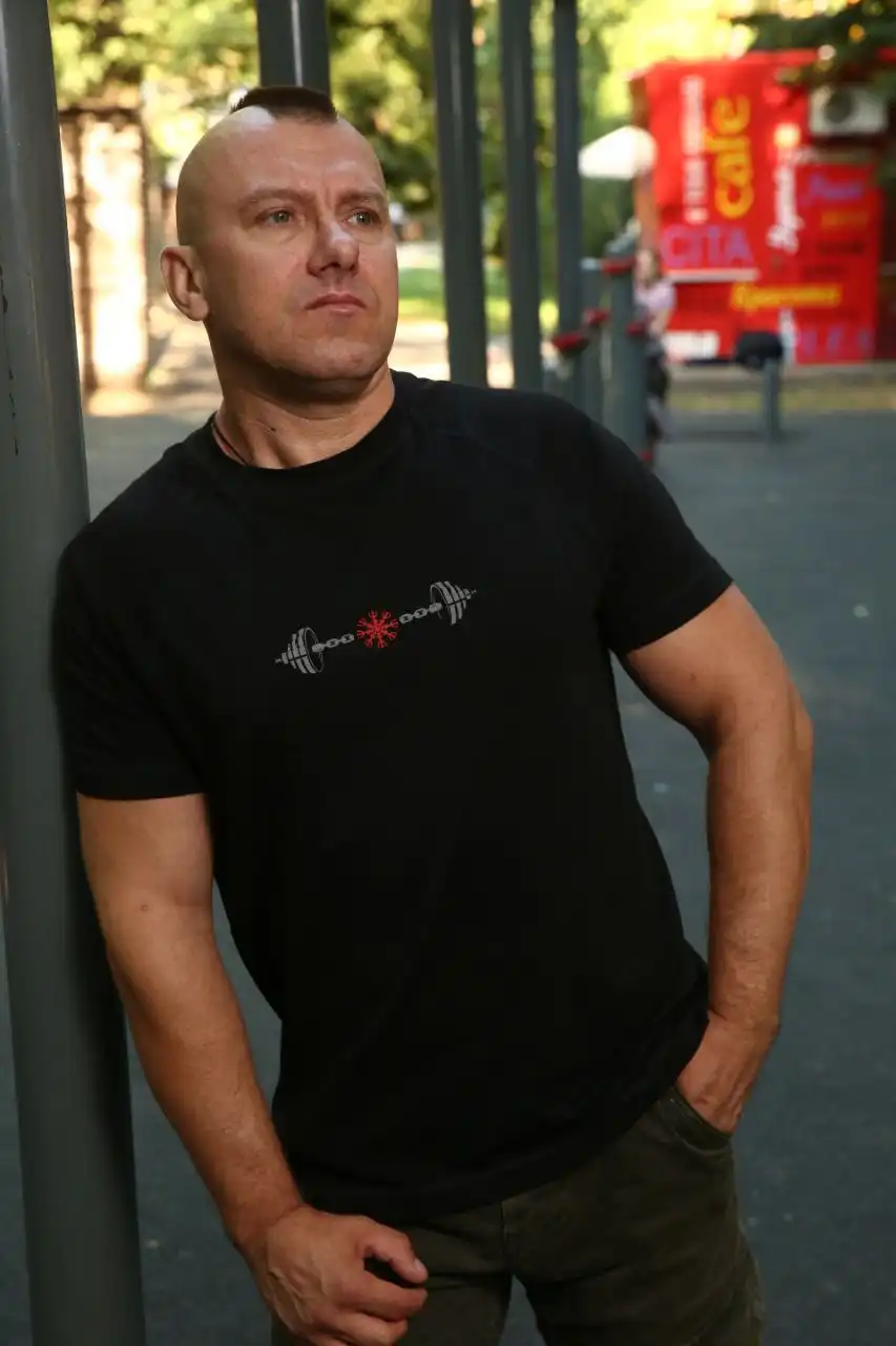 Распродажа летних футболок