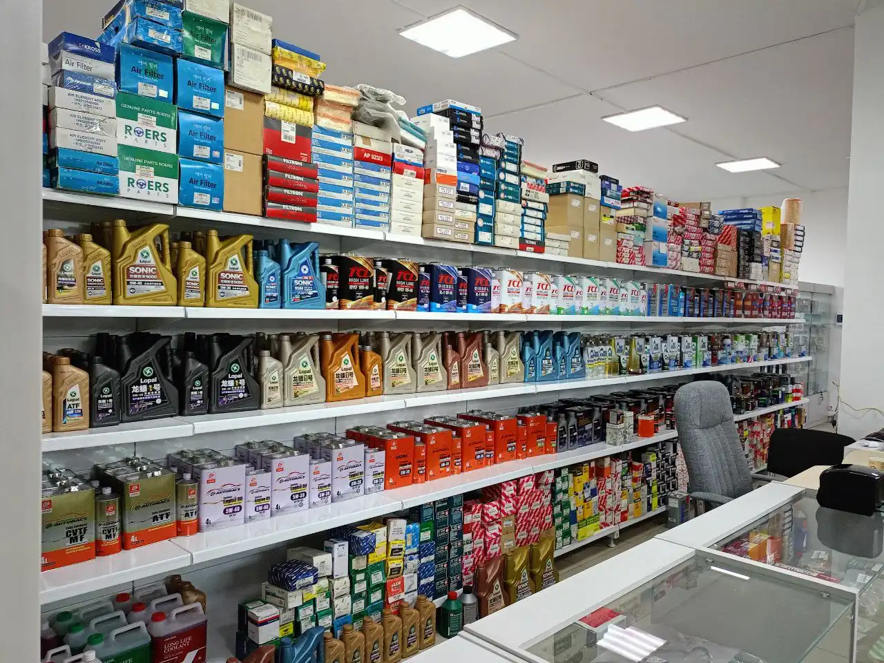 Продажа автомобильных запчастей и расходников в Краснодаре