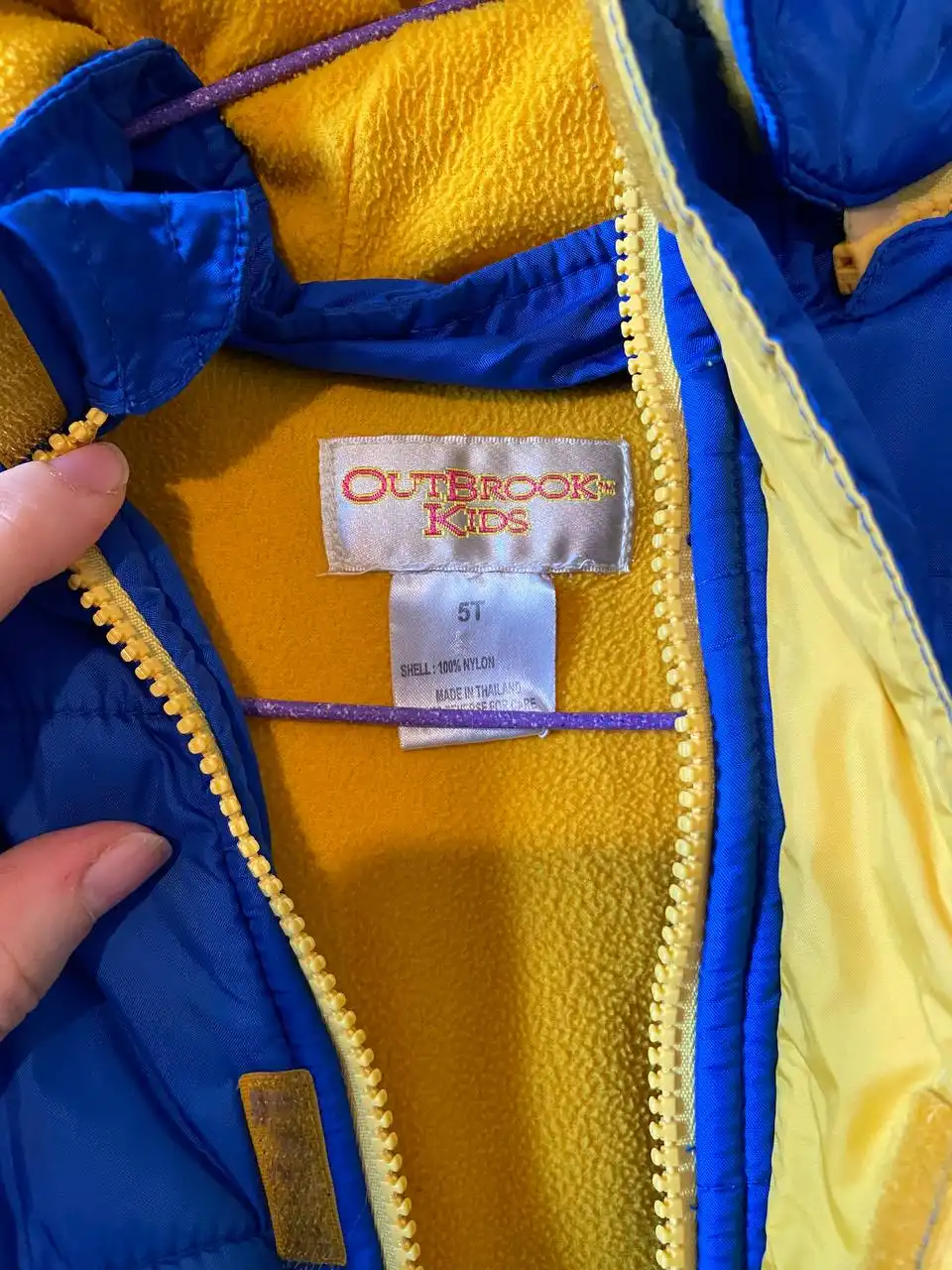 Продам детскую одежду в очень хорошем состоянии