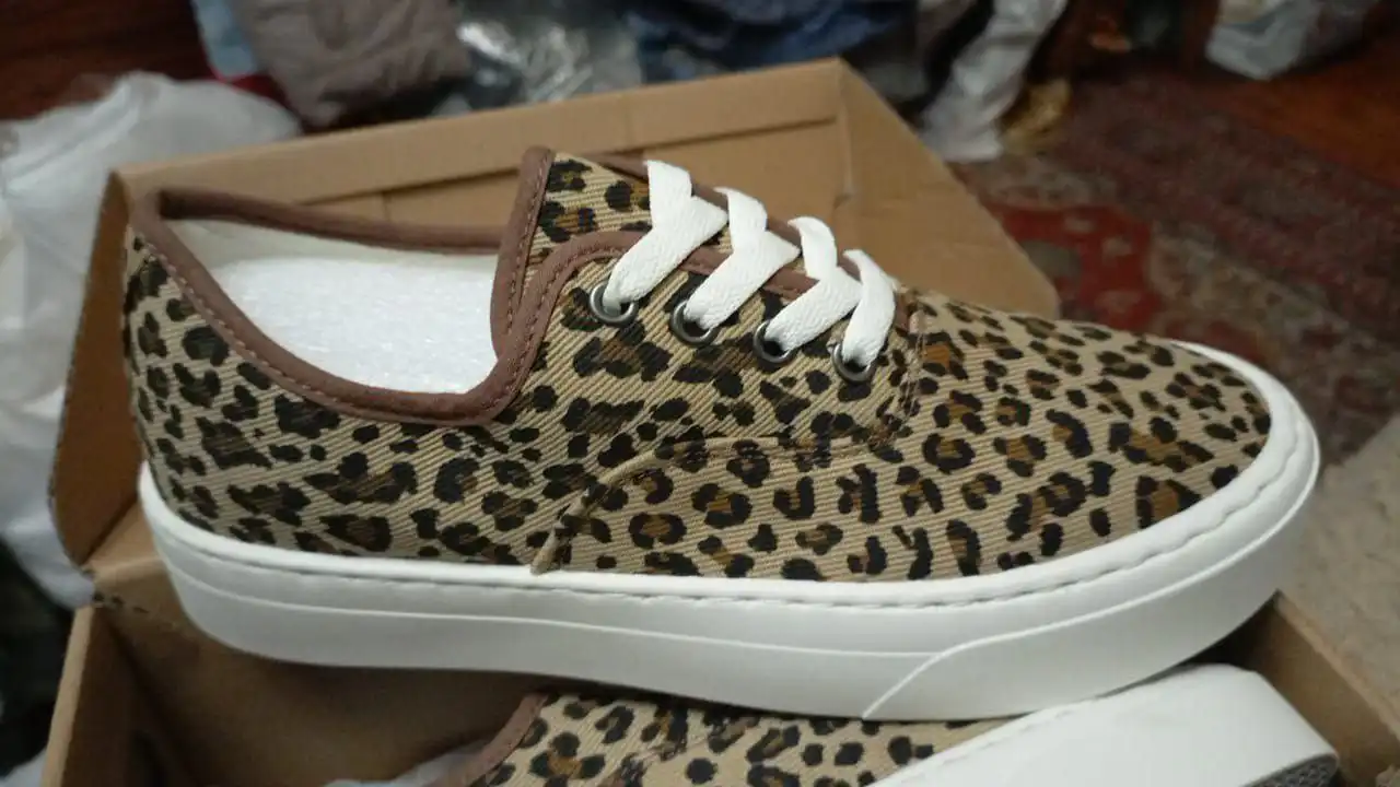 Новые кеды размер 40