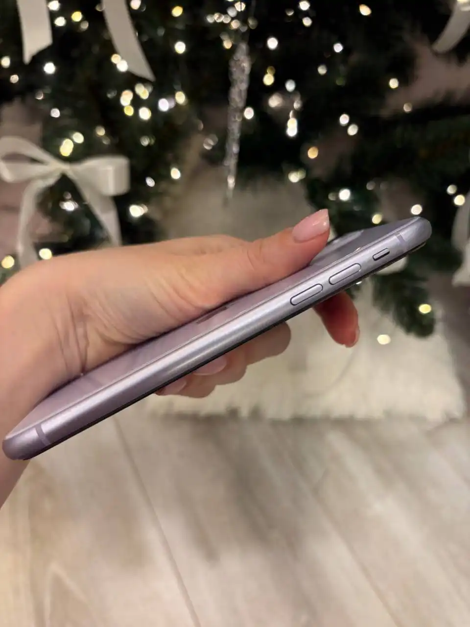 Продам iPhone 11 128 ГБ