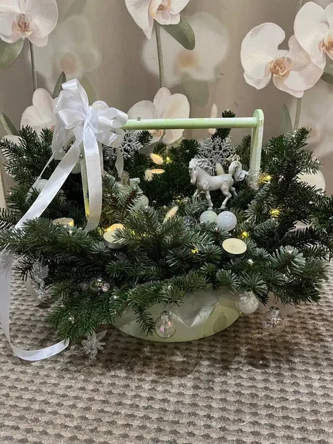 Новогодняя композиция из хвои на заказ - Хобби и отдых в Краснодар