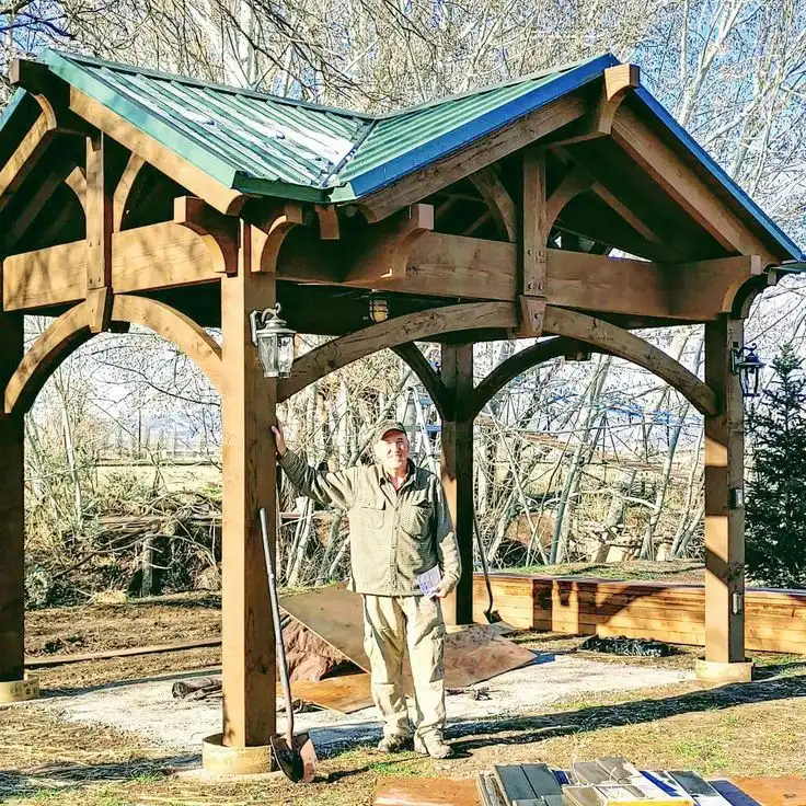 Производство изделий из клееного или массива бруса сосны и лиственницы - Производство и обработка древесины (Услуги) в Краснодар