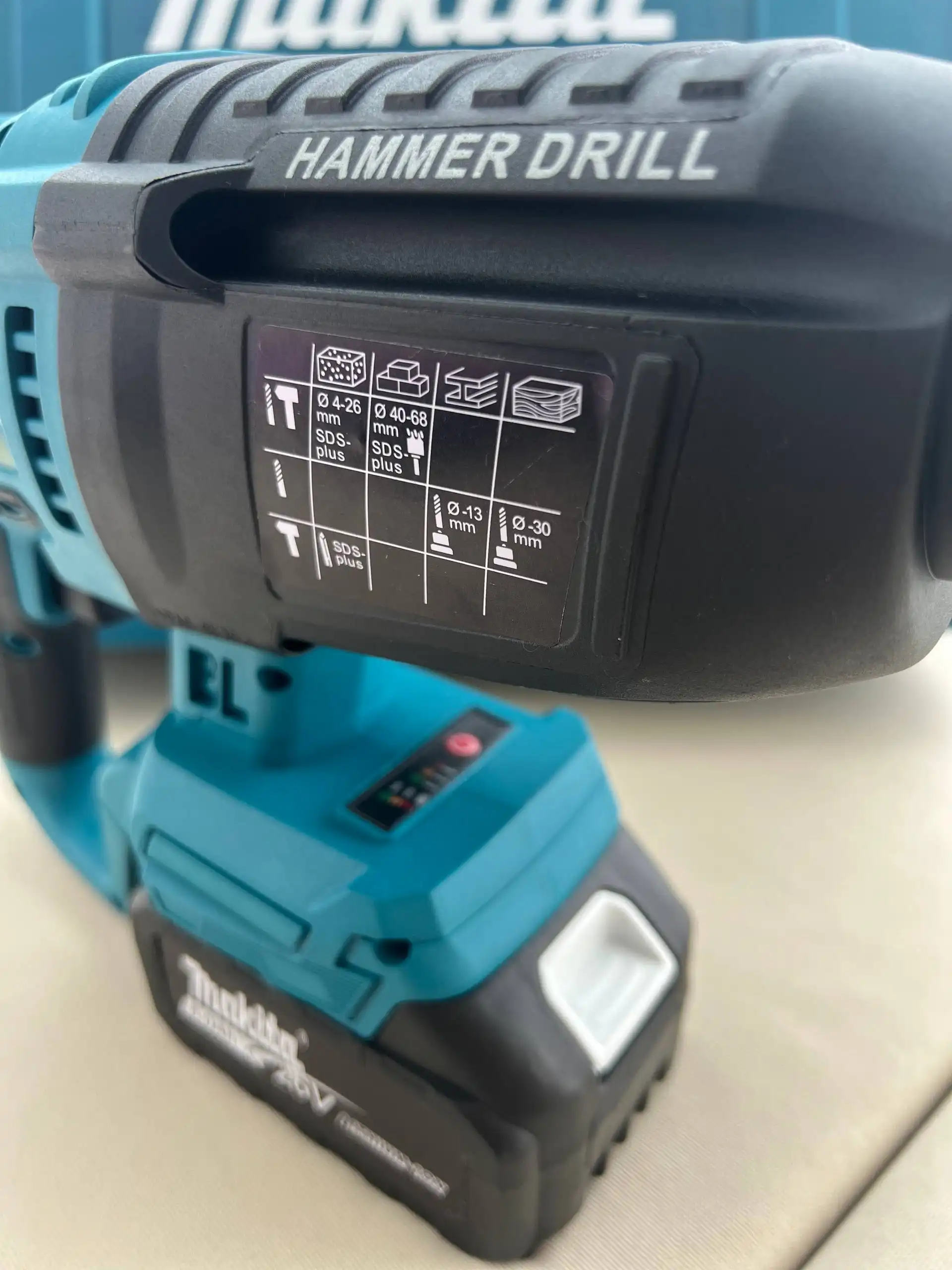 Аккумуляторный перфоратор Makita с комплектом - Электроинструменты (Готовый бизнес и оборудование) в Краснодар