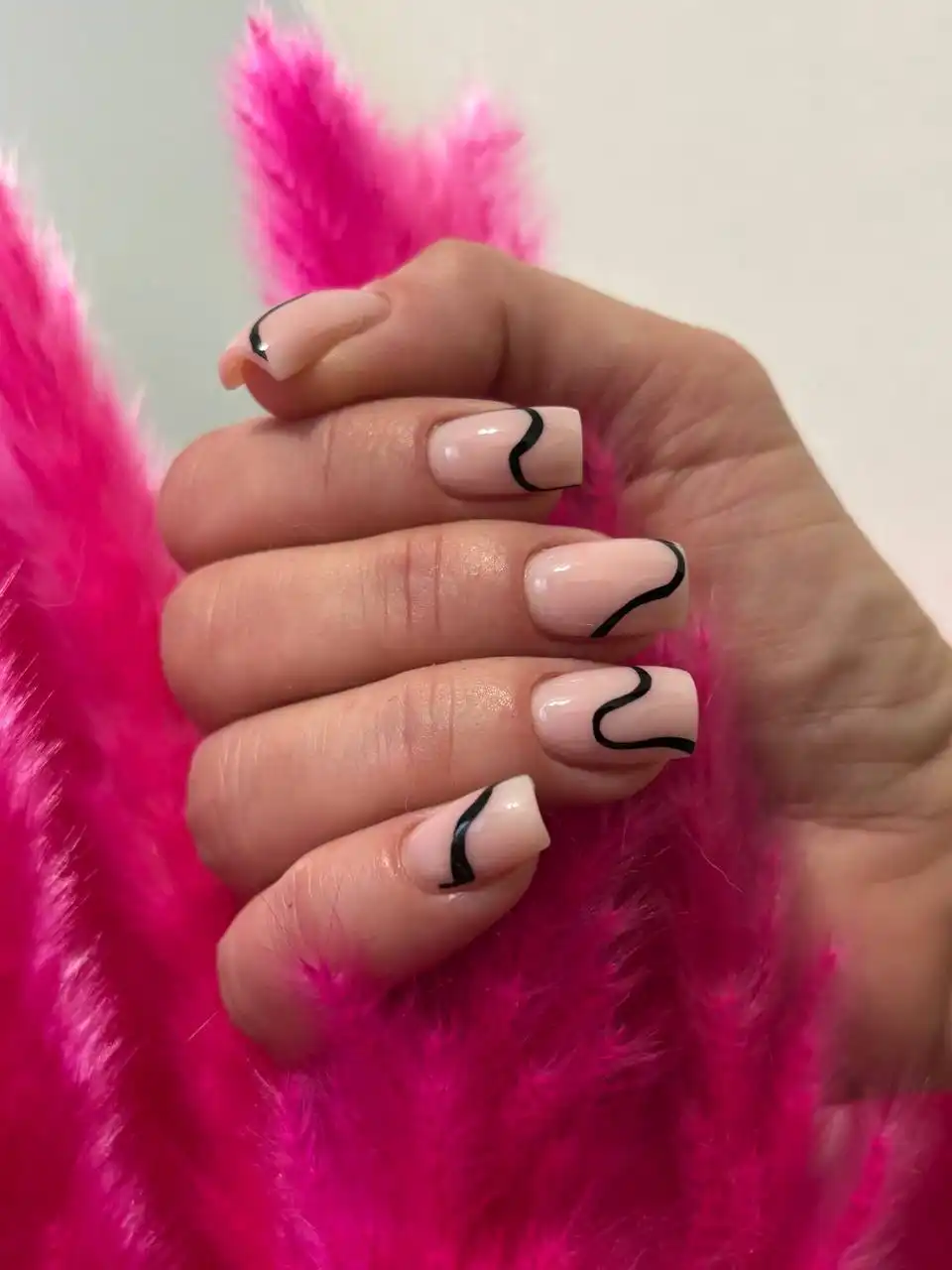 Салон БИСЕР в ТЦ West Mall - Услуги в Краснодар