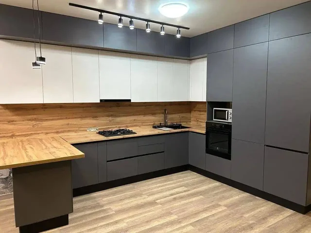 Изготовление кухонь, шкафов-купе, гардеробных на заказ - Установка жалюзи и москитных сеток в Краснодар