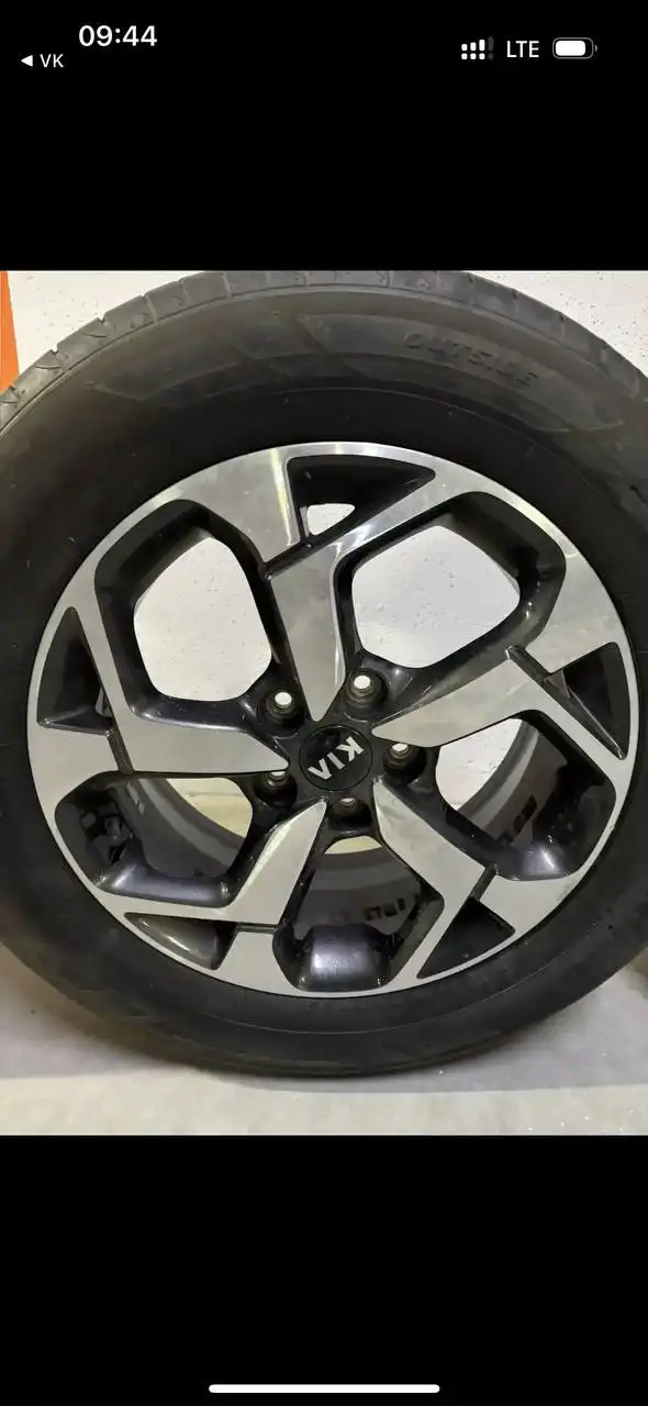 Летняя резина с дисками Киа 17" - Шины и диски (Запчасти) в Краснодар