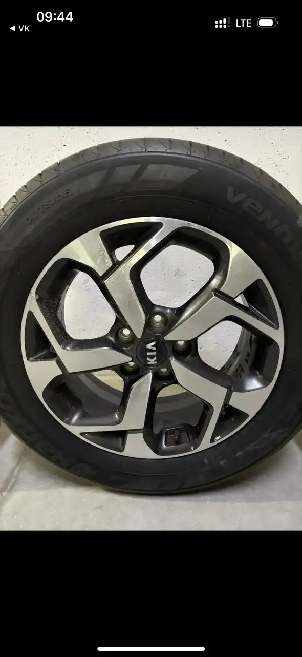 Летняя резина с дисками Киа 17" - Шины и диски (Запчасти) в Краснодар
