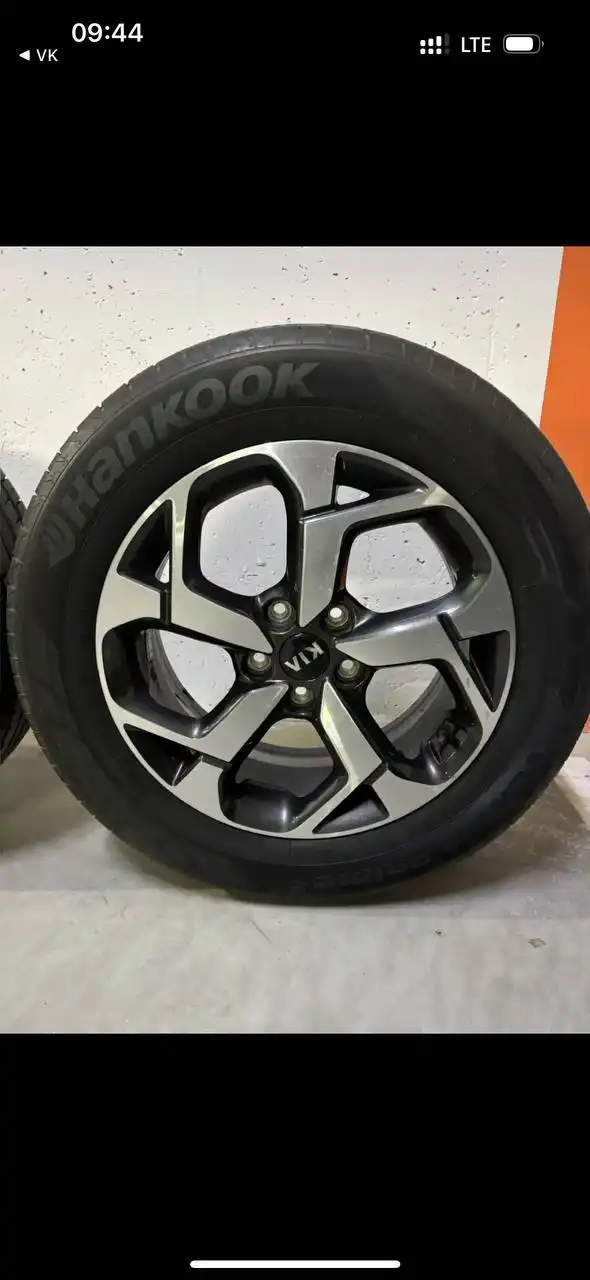 Летняя резина с дисками Киа 17" - Шины и диски (Запчасти) в Краснодар