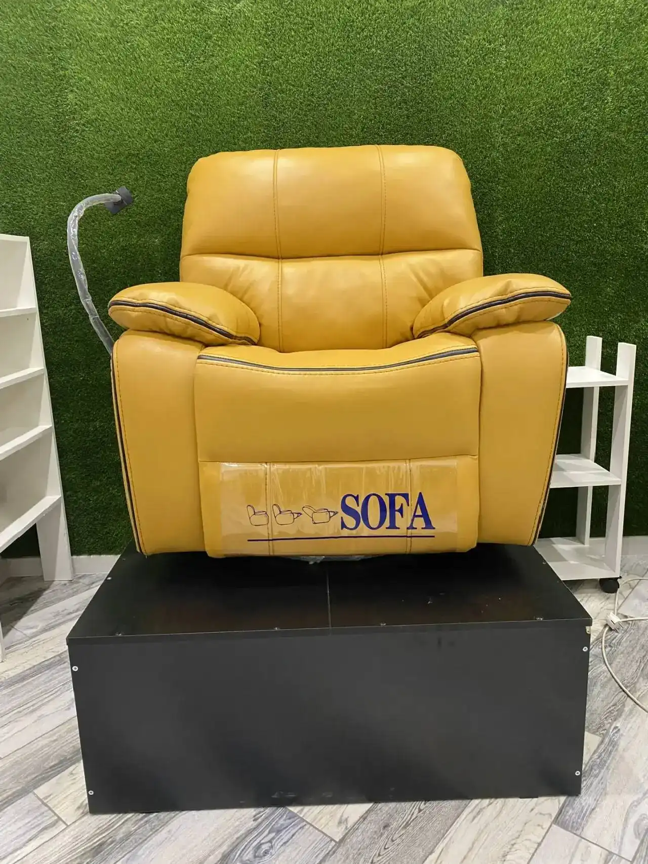 Продажа реклайнера с подиумом - Барахолка в Краснодар